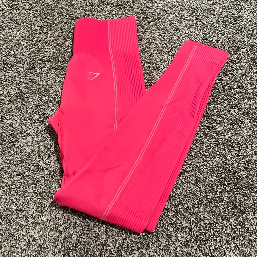 Small Gymshark Lagging